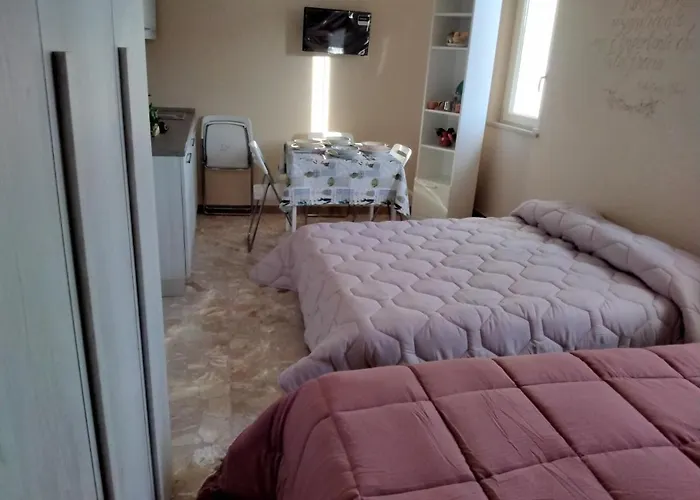 לינה וארוחת בוקר La Casa 'angolo פיזה